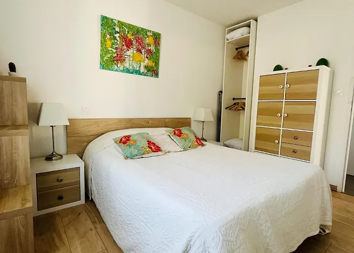 Daire Independant Terrasse Vue Montagne, Proche Argeles Ayzac-Ost